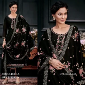 Beautiful Embroidery Work Salwar Kameez